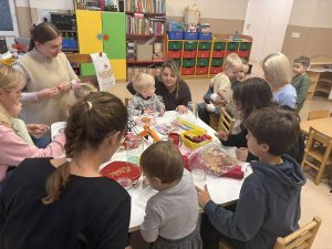 Mažųjų švieselių miestas (1)