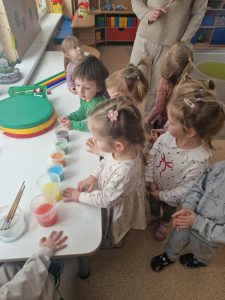 SPALVŲ SAVAITĖ (6)