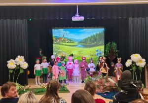 Baigiamasis projektas „Pasakų kelionė“ renginys darželyje (10)